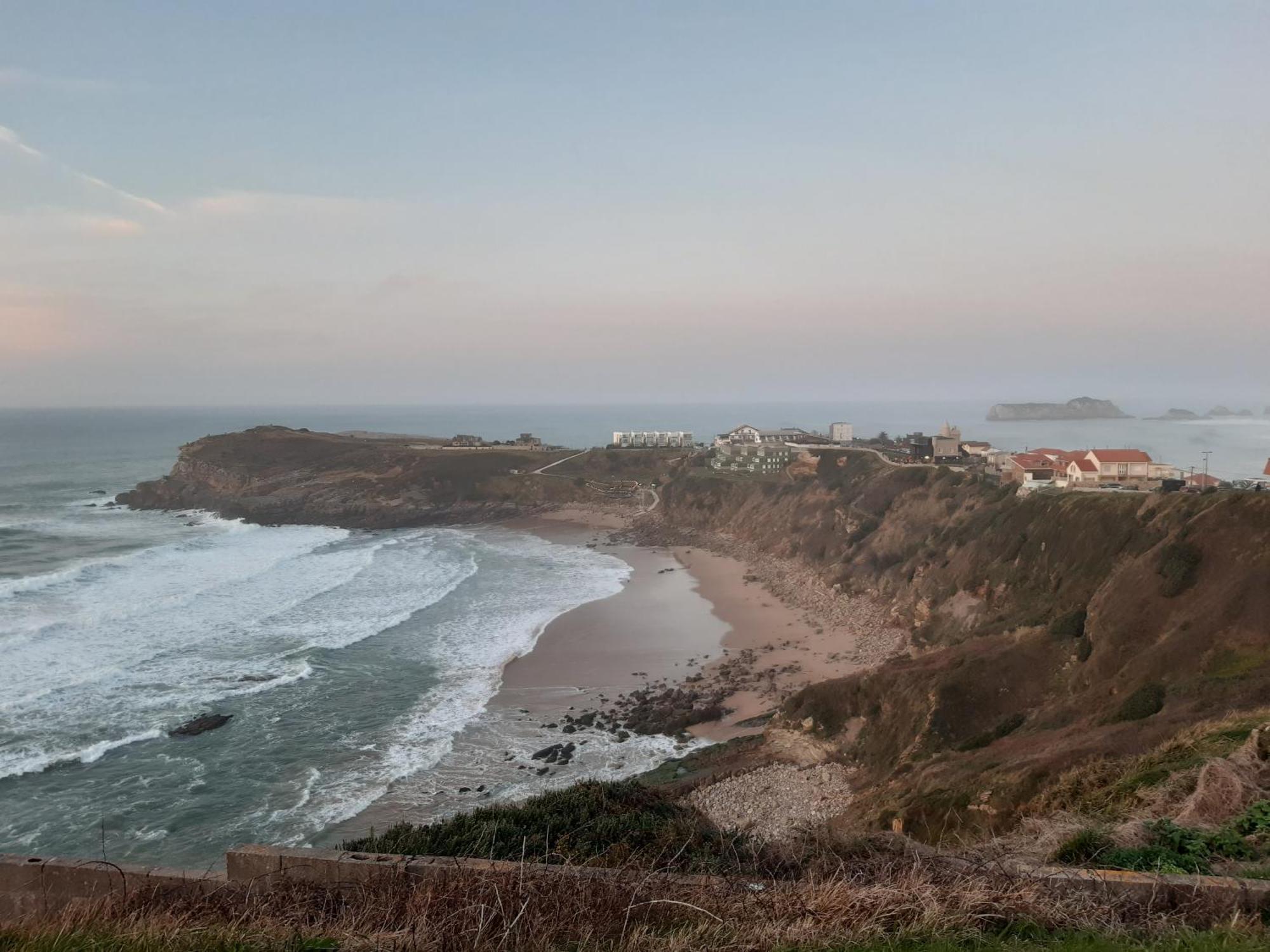 Con Vistas Al Mar Y Aparcamiento Gratis Apartment Suances Bagian luar foto